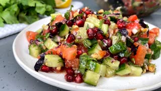 Салат "Взрыв вкусов" (иначе не скажешь): ем такой салат даже ночью, сочный, витаминный и необыкновенно вкусный